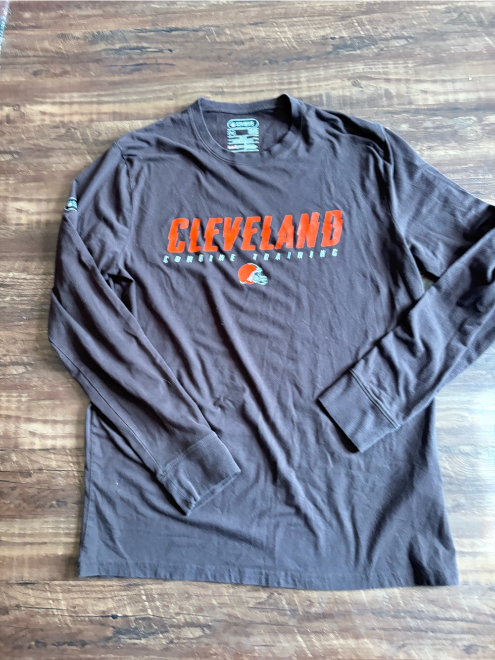 Cleveland Browns Combine Training Under Armour Loose Fit Long Sleeve NFL Men’s M